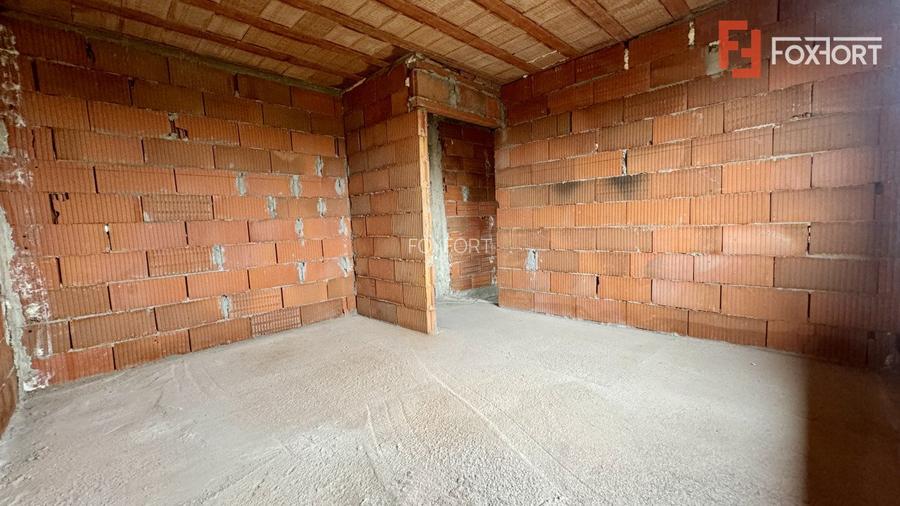 Duplex cu 3 camere in Sag, zona Manastire - 12