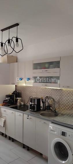 Proprietar , vand  apartament 2 camere Giarmata Vii - 4