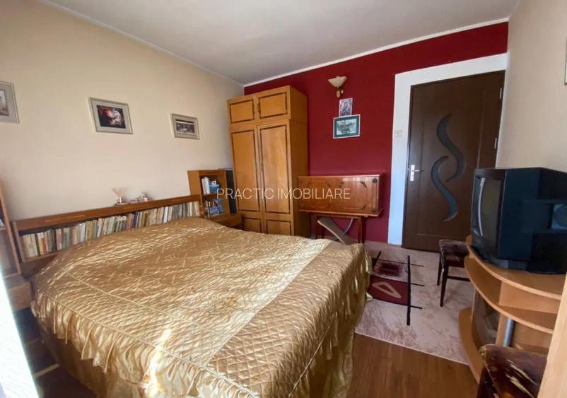 Apartament cu 4 camere in Micro 39 - 3