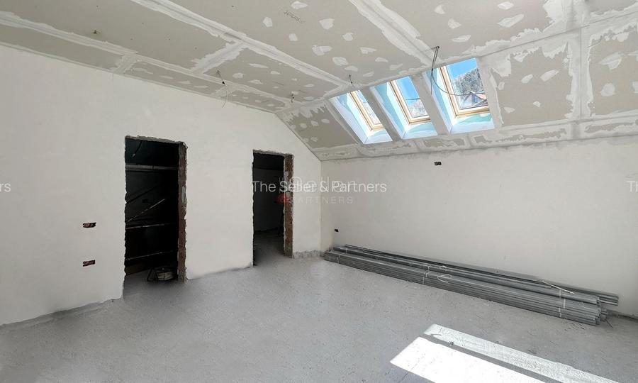 Imobil compus din 8 unitati locative - 5