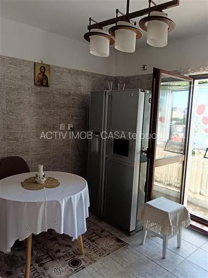Vanzare apartament 4 camere-Bd. Decebal - 17