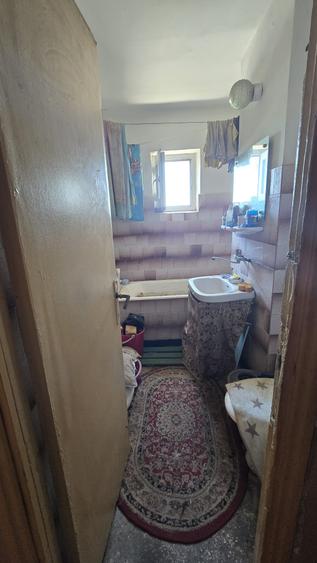 Apartament 2 camere decomandat - zona DACIA - 83.000 euro (Cod E11+E12)