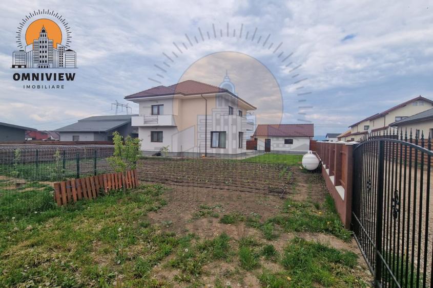 Casa Modernă în Izvor: Confort și Spațiu Generos 160 mp