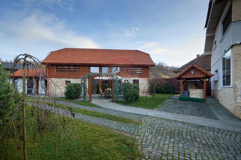 Casa / Vila cu 4 camere de vanzare la doar 30 de minute de Cluj - 5