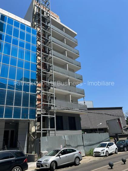 Vanzare Bloc zona Grozavesti stradal -pretabil Hotel - AIRBNB - 2