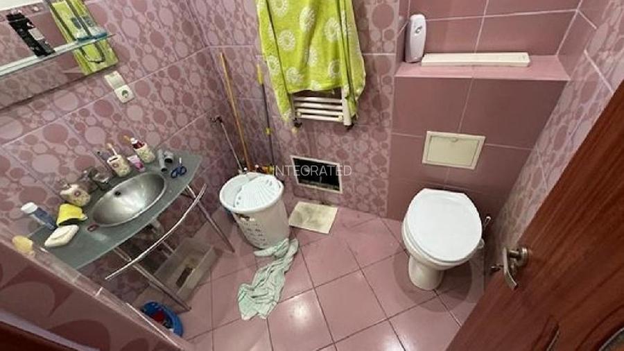 OBOR - Str. Masina de Paine, Apartament cu 3 camere semidecomandat - 68 mp - 2