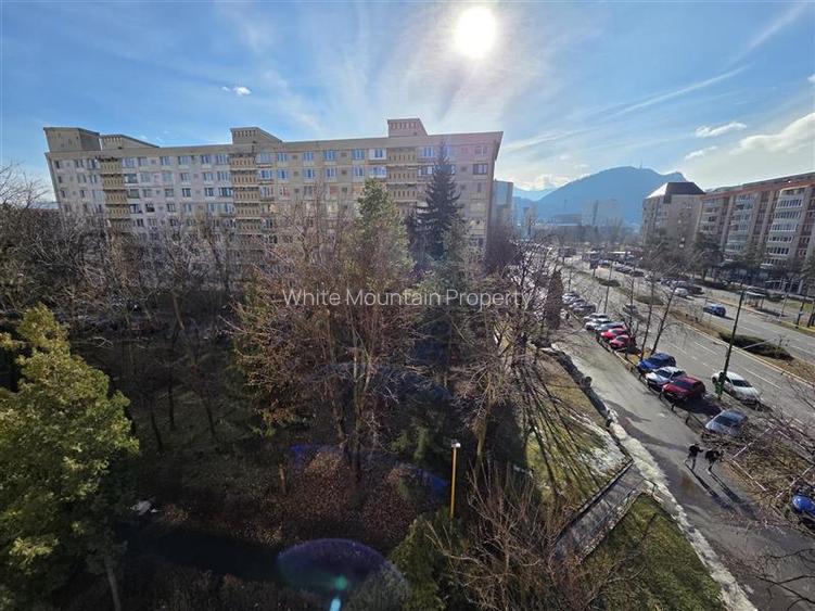 Apartament 3 camere cu priveliste zona Bd. Victoriei - 19