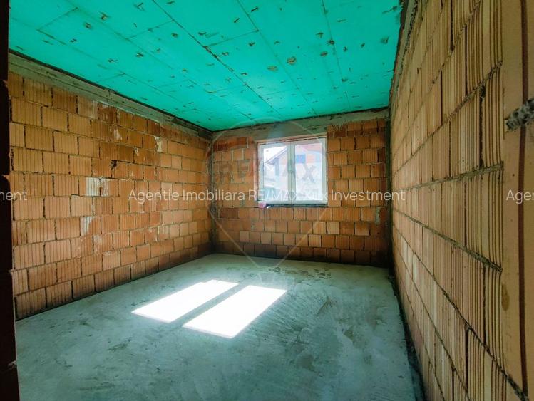 Casă / Vilă cu 5 camere de vânzare - 14