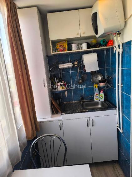 Se vinde apartament 2 camere transformat în 3 - 9