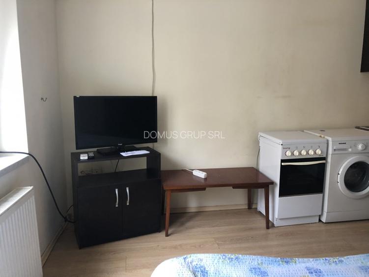 Oferim garsoniera de inchiriat etaj 2 Central, str Stefan Cel Mare - 5