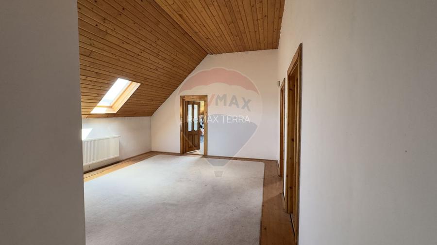 DE VANZARE CASA CU TEREN IN ZONA PREMIUM - 10