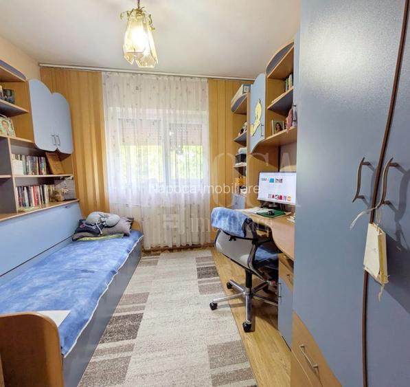 Apartament 4 camere de vanzare in Dorobantilor Oradea, Oradea - 2