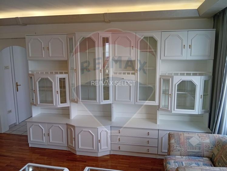 Apartament cu 3 camere de închiriat - 3