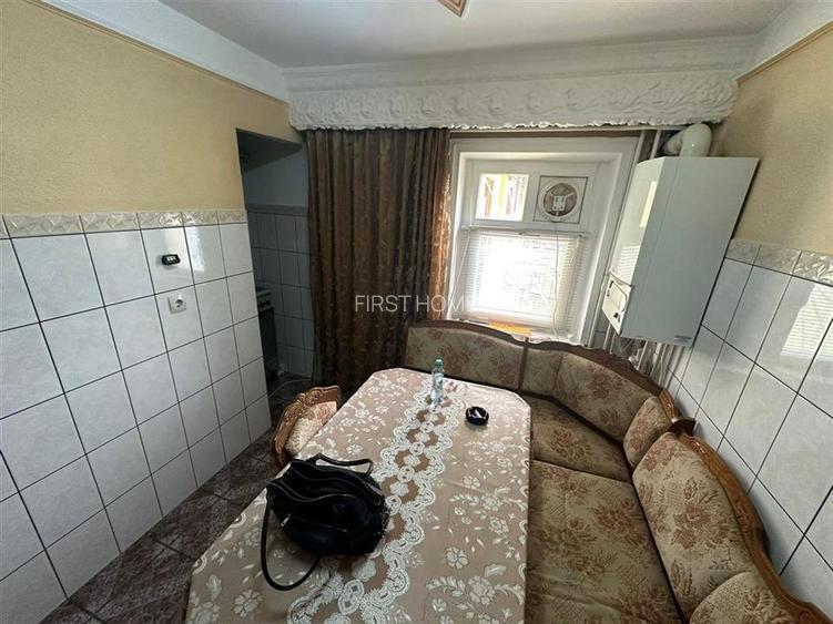 Apartament cu 3 camere de vanzare, str Petre Liciu, 73 mp ,etaj P/3 - 6