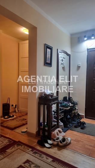 Apartament 3 camere, zona Scolii nr. 13 - 8