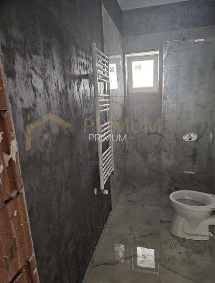 Duplex mobilat utilat - terasa 50 mp - perete dublu - bucatarie inchisa - 7