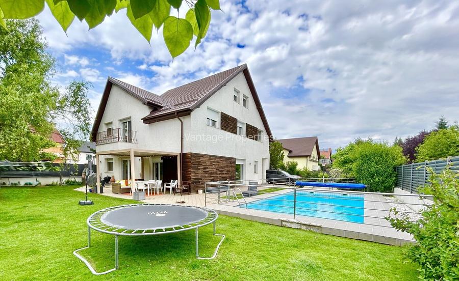 Vilă cu piscină |  | Erou Iancu Nicolae | British School - 3