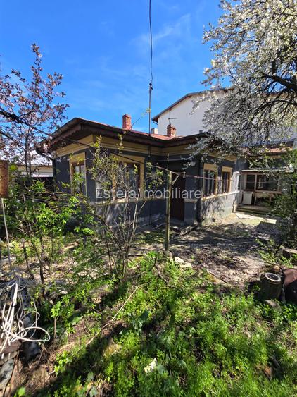 CASĂ DE VÂNZARE CU 3 CAMERE IN ZONA BUCUREȘTI-NOI SEC.1 - 4