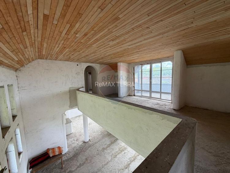 Proprietate spatioasa cu teren generos -în Buciumi /Somcuta Mare - 8