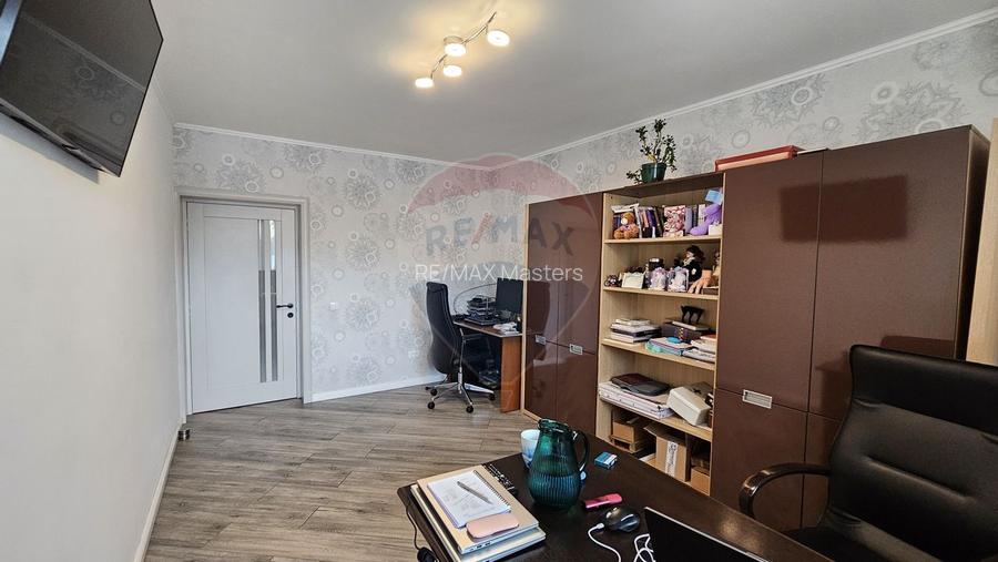 Casă / Vilă cu 7 camere si teren 1000 mp în zona Centrala-Suceava - 53