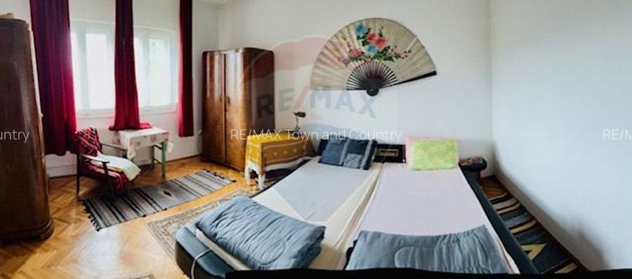 Casă / Vilă cu 7 camere de vânzare - 15