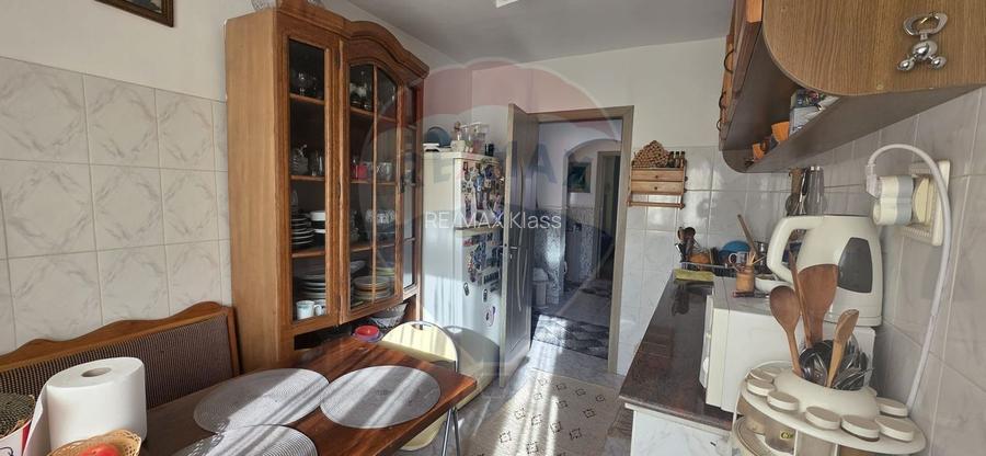 Apartament cu 3 camere de vanzare in Micro 6 – locatie excelenta - 4