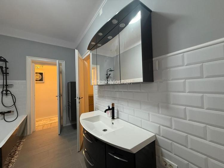 Apartament central, 3 camere  renovat complet, comision 0 - 20