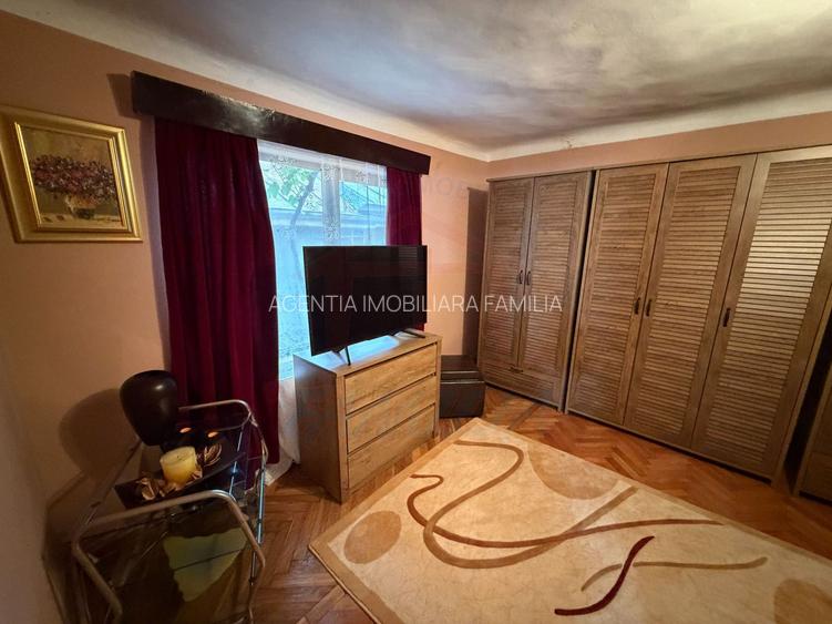 700 mp, teren intravilan, zona Centru, 150.000 euro - 10
