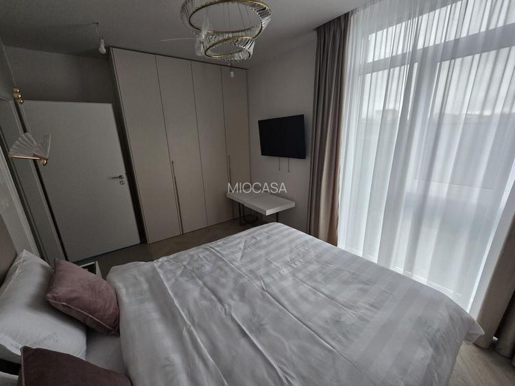 COMISION 0%. NOU in Oras. Etaj 1. - 12