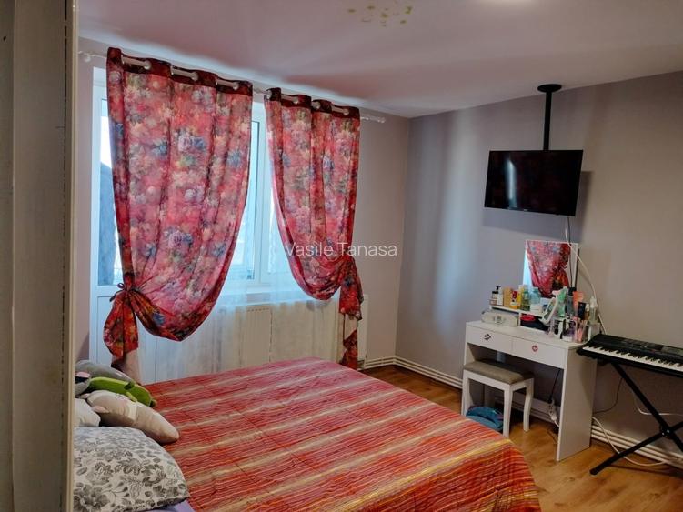 Apartament 2camere, et 1, decomandat  - 4