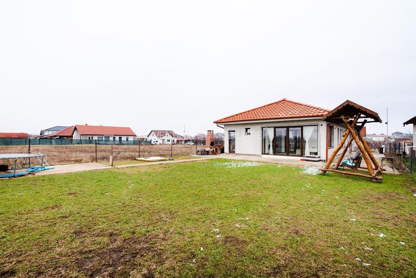 Casă parter cu 3 dormitoare, Grigorescu - 2