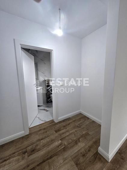 Duplex cu 5 camere despartit prin garaj in Giarmata - 10