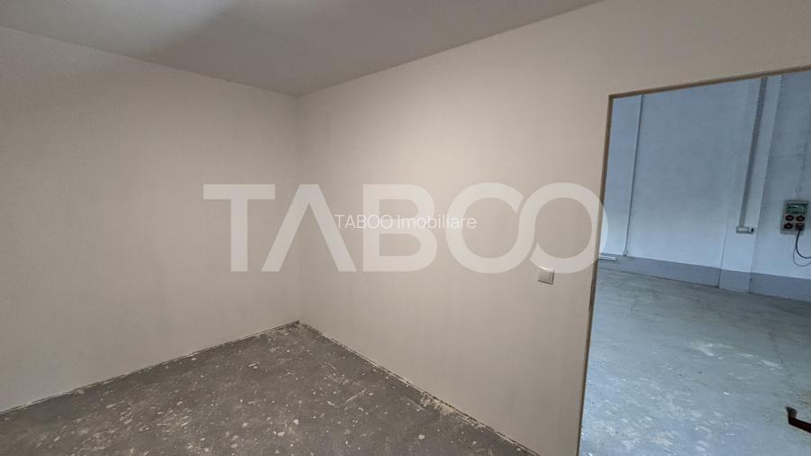 Spatiu comercial de inchiriat 250mpu cu acces tir - 3