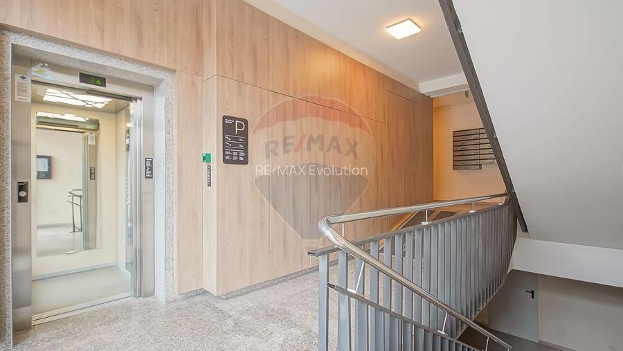 Penthouse exclusiv cu terasă spectaculoasă – Kasper Coresi, Tractorul - 53