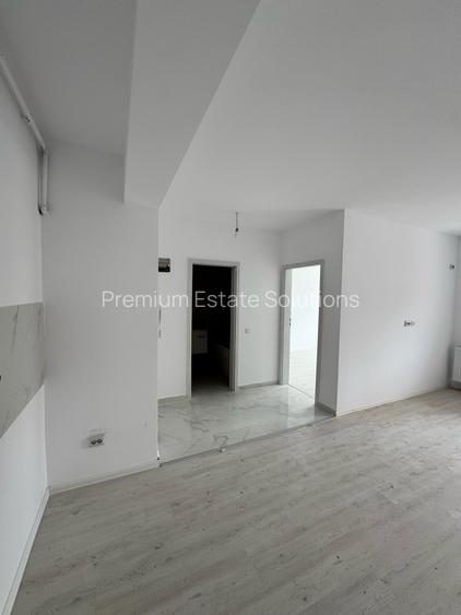 Studio luminos-Bloc nou-Militari Residence-Comision 0% - 4