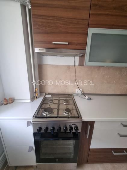 Bd mamaia spitalul militar-apartament 2 camere decomandat mobilat complet - 9