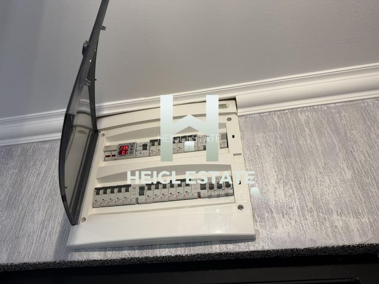 Apartament decomandat cu 3 camere si 2 bai in zona Soarelui COMISION 0 - 16