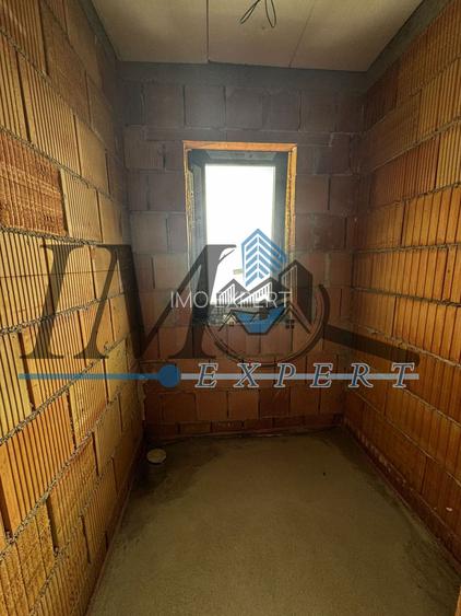 Casa in proces de finisaj de vânzare in Sebeș - 9