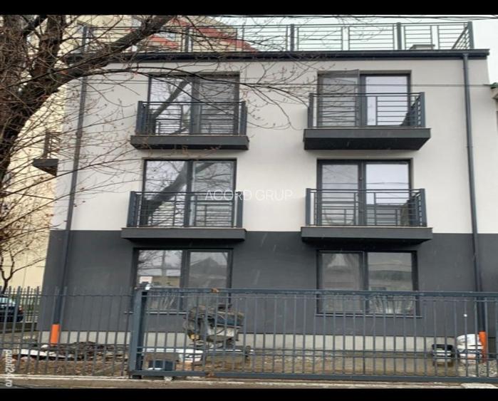 Casă Bd. Al. Obregia –Proprietate versatilă, comision 0 - 2