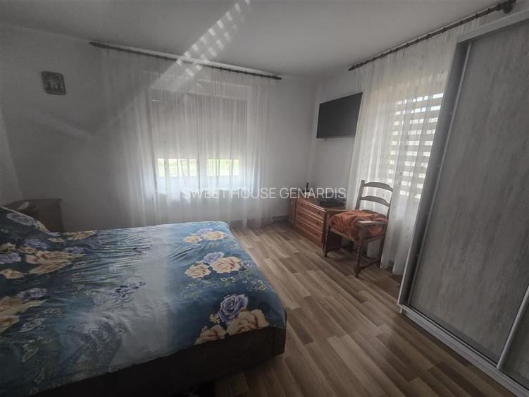 Spatiu Liniste si Libertate la poalele Muntilor - 22