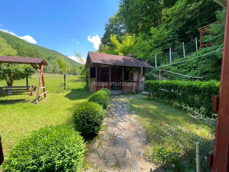 OPORTUNITATE | Casă vacanță mobilată & utilată | 2000mp teren | Zona Strungari - 9