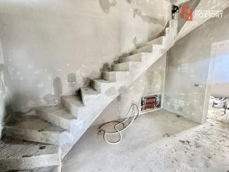 Duplex cu 5 camere si 380 mp teren cu panouri fotovoltaice - Mosnita Noua - 13