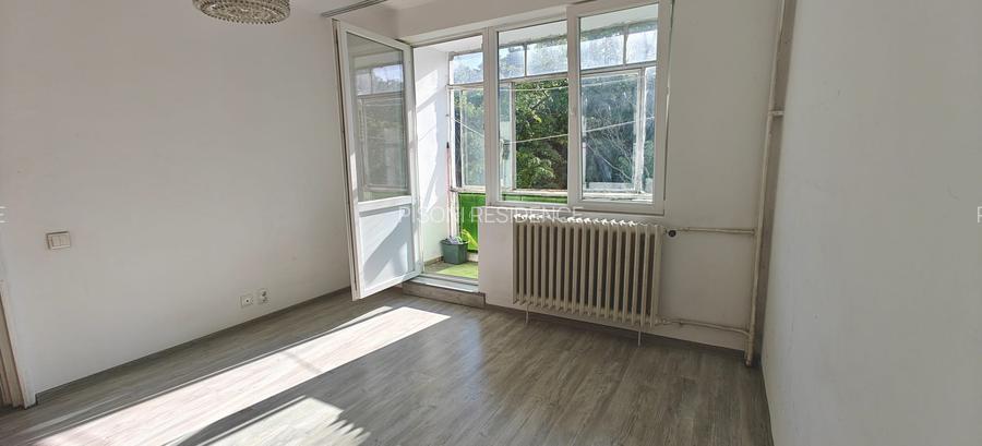Drumul Taberei – Valea Oltului / Valea Argeșului  Apartament 3 camere decomandat - 3
