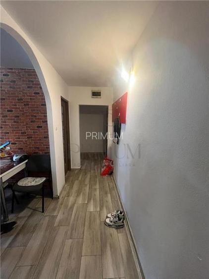 UMT - MUZEUL SATULUI - 3 CAM - ETJ.3 - 2 BAI - 2 BALCOANE - IZOLAT - SPATIOS- - 4