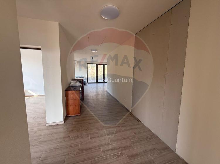 De vânzare Casă nouă cu 4 camere, teren 1190 mp Cartier Podgoria - 13