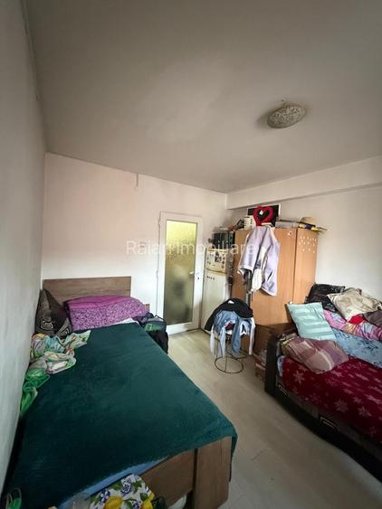 Vanzare Garsoniera, in Galati, Aurel Vlaicu, etaj 2, mobilata - 4