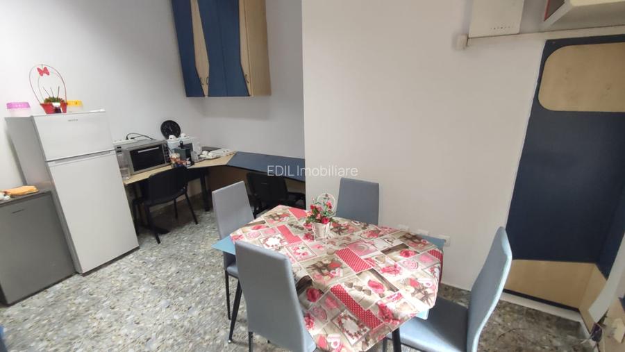 Apartament de vânzare, 2 camere, 70 mp, Central zona Bulevardul Eroilor - 7