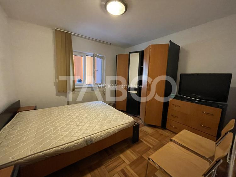 Apartament cu 2 camere decomandate si balcon de inchiriat in Strand - 5