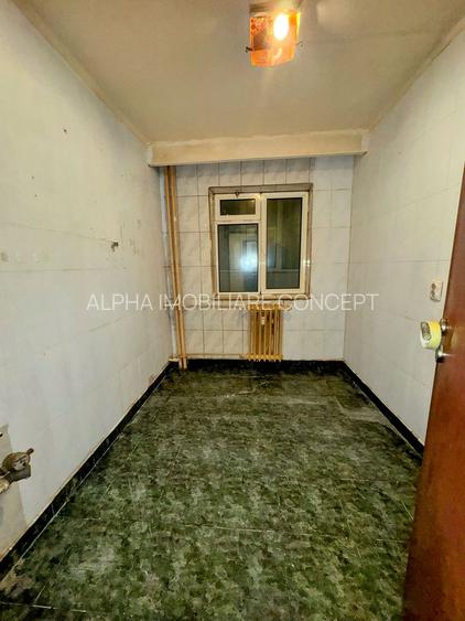 Tomis Nord - piața Ciresica 3 camere decomandate 67 mp - 8