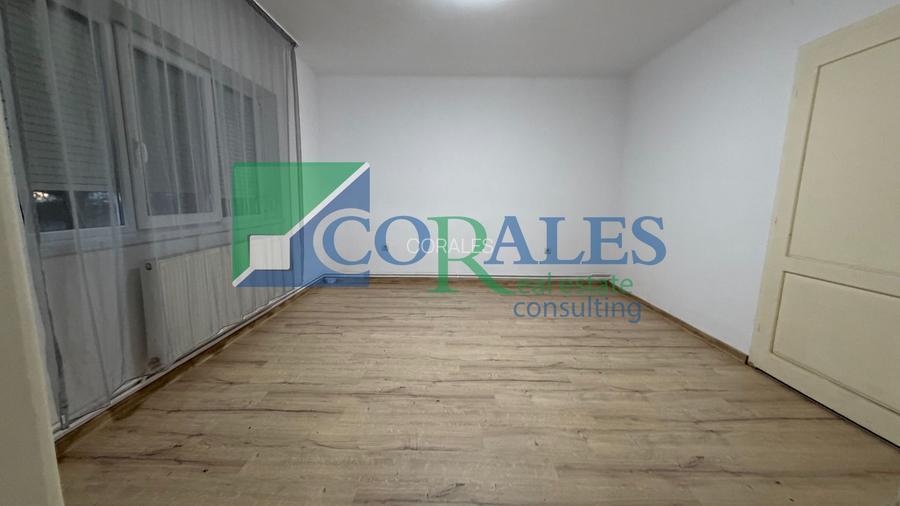 10 min de Iulius Town. Pt birouri sau locuit. Curte, terasa, parcare. - 11